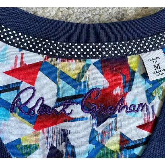 Robert Graham Mens M Shirt Navy Blue V-Neck Tee Shirt Embroidery Logo NWT O1 - Picture 3 of 9
